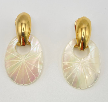 Mother Of Pearl Vintage Earrings Mother Of Pearl Vintage Earrings